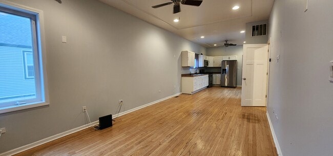 Foto del edificio - 5014 S Christiana Ave