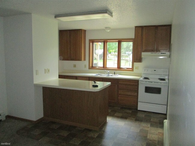 Foto del edificio - 2 br, 1 bath Apartment - 525 Oxford St