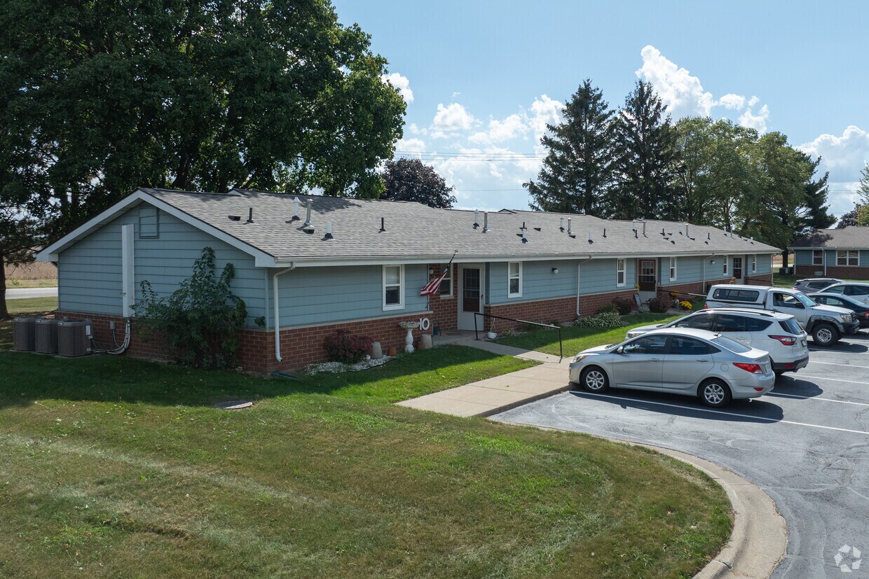 Foto del edificio - Chicago Trail Village