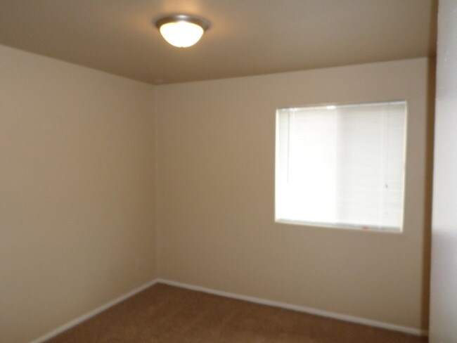 Building Photo - 4210 N 85th Ave