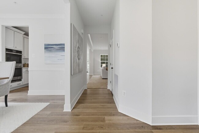 Foto del edificio - 328 Ridge Rd