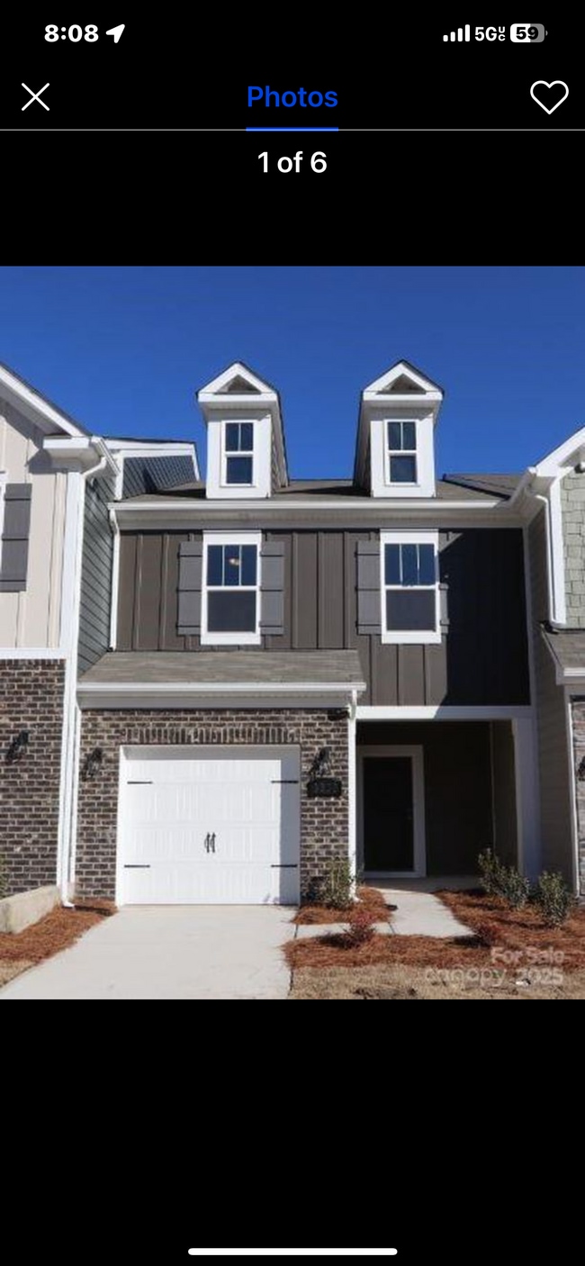 Entrance and a Garage - 3509 Nimbell Rd Townhome