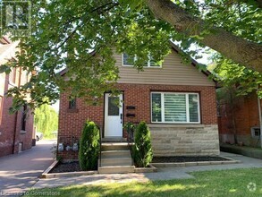 Building Photo - 518 Aberdeen Ave