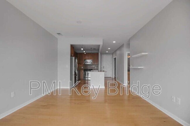 Building Photo - 2200 N Westmoreland St