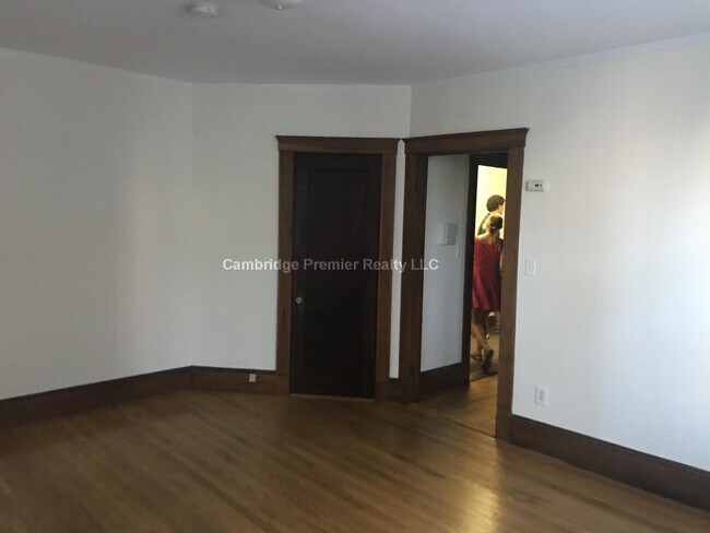 Foto del edificio - 152 Summer St