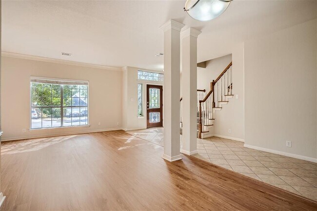 Building Photo - 10532 Redmond Rd