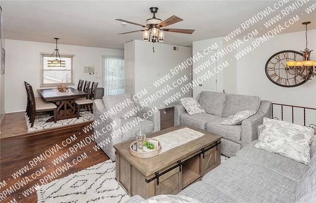 Building Photo - Beautiful 4 Bedroom by Lower Beaver!