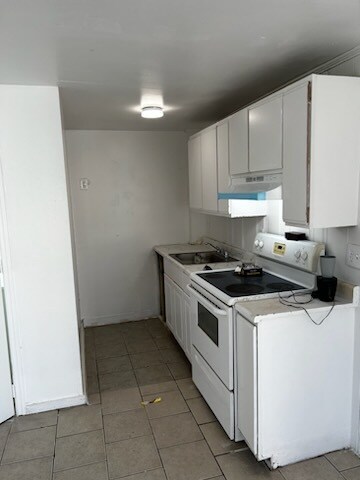 Building Photo - Nestled in the heart of Cape May Court Hou...
