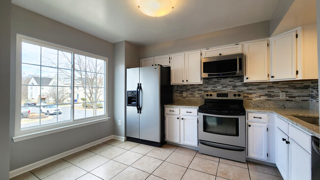 Building Photo - 4600 Langston Dr