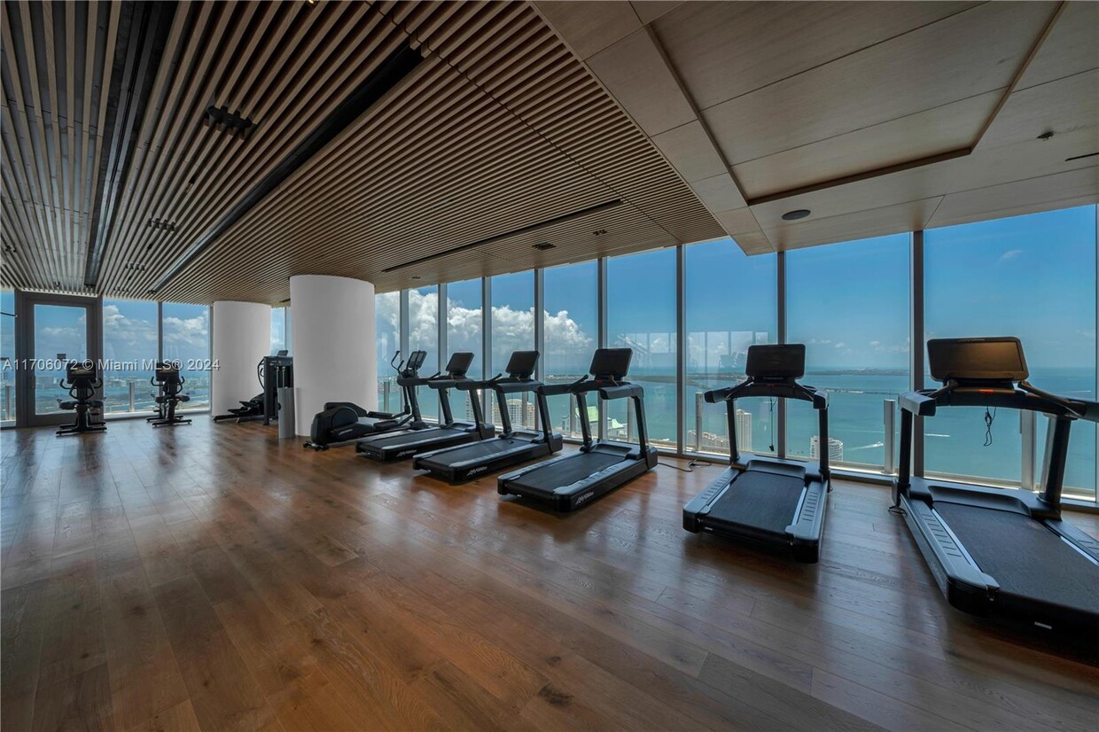 Foto principal - 300 Biscayne Boulevard Way