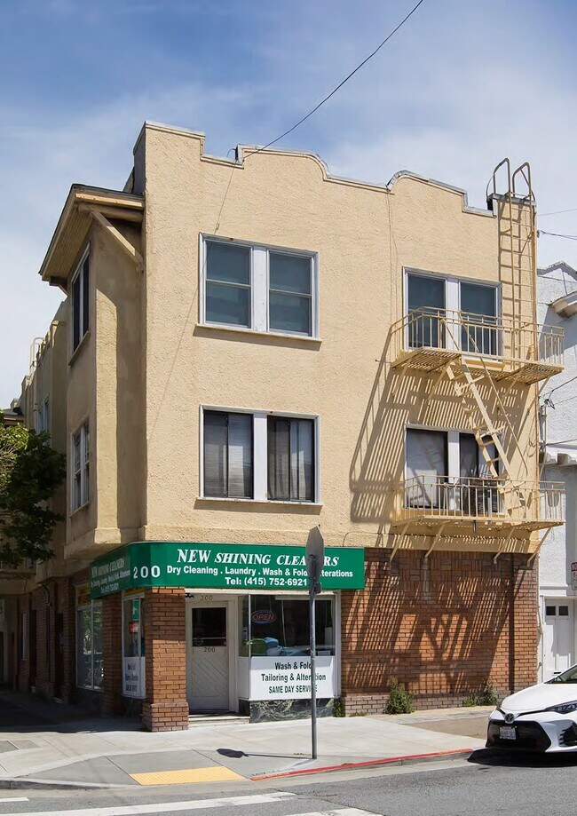 Foto del edificio - 5645-5657 California St