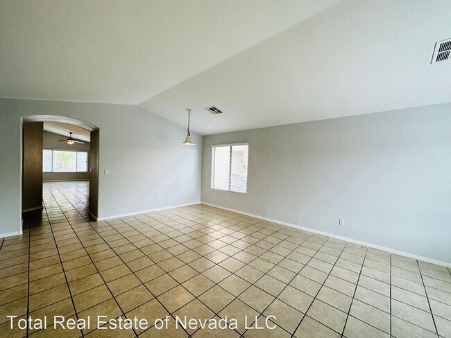 Foto del edificio - 3 br, 2 bath House - 7745 Boswell Ct