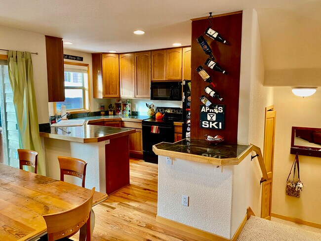 Foto del edificio - 102 Sawyer Cir