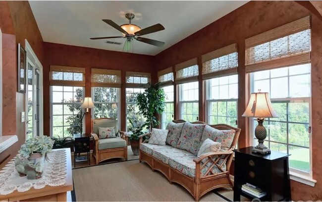 Sun Room - 54047 Flycatchers Ct