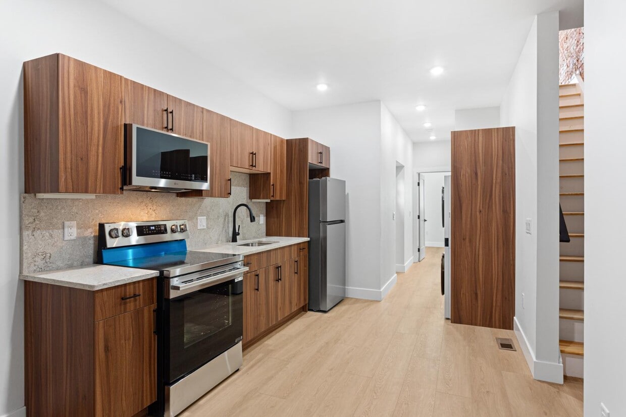 Photo - 118 E Huntingdon St - Unit A