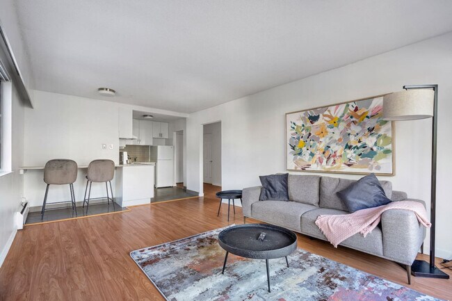 Photo du bâtiment - 1855 W 2nd Ave