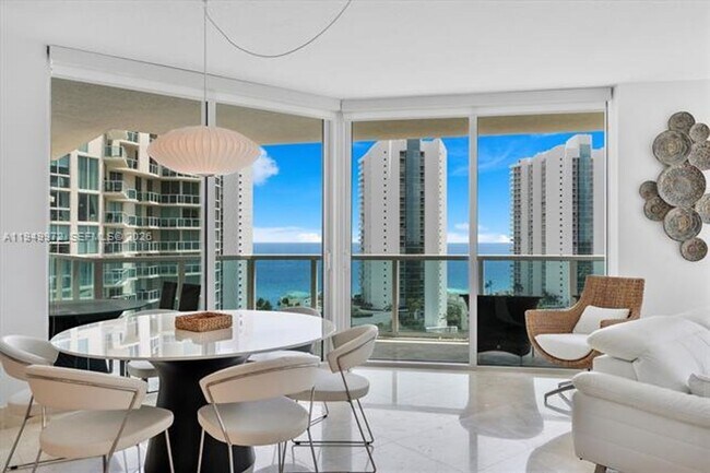 Foto del edificio - 200 Sunny Isles Blvd