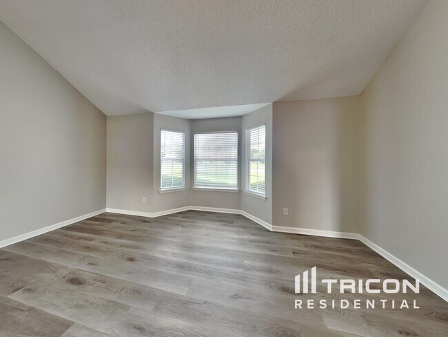 Foto del edificio - 4445 Millenium View Ct SW