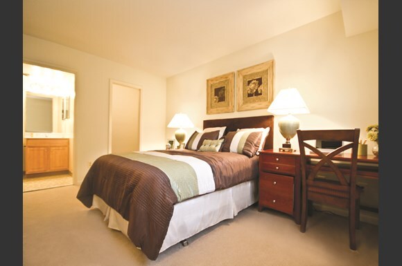 127 Waldon Rd, Abingdon, MD 21009 Apartments - Abingdon, MD