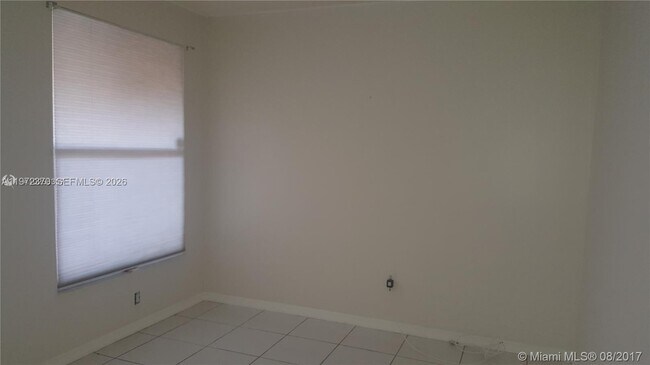 Foto del edificio - 8755 SW 152nd Ave