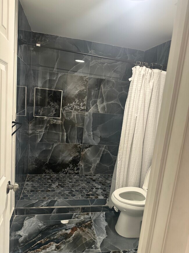 Foto del edificio - 1020 NW 55th St