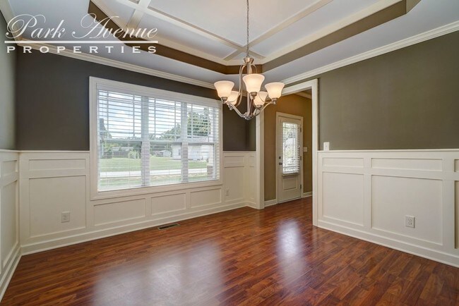 Foto del edificio - 135 Wolf Creek Dr