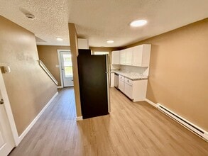 Building Photo - 3621 Butternut Dr
