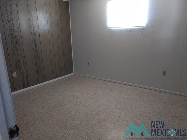 Foto del edificio - 411 W Holly St