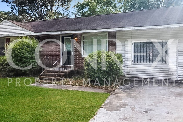 Primary Photo - Home in James Island Close to the Beach