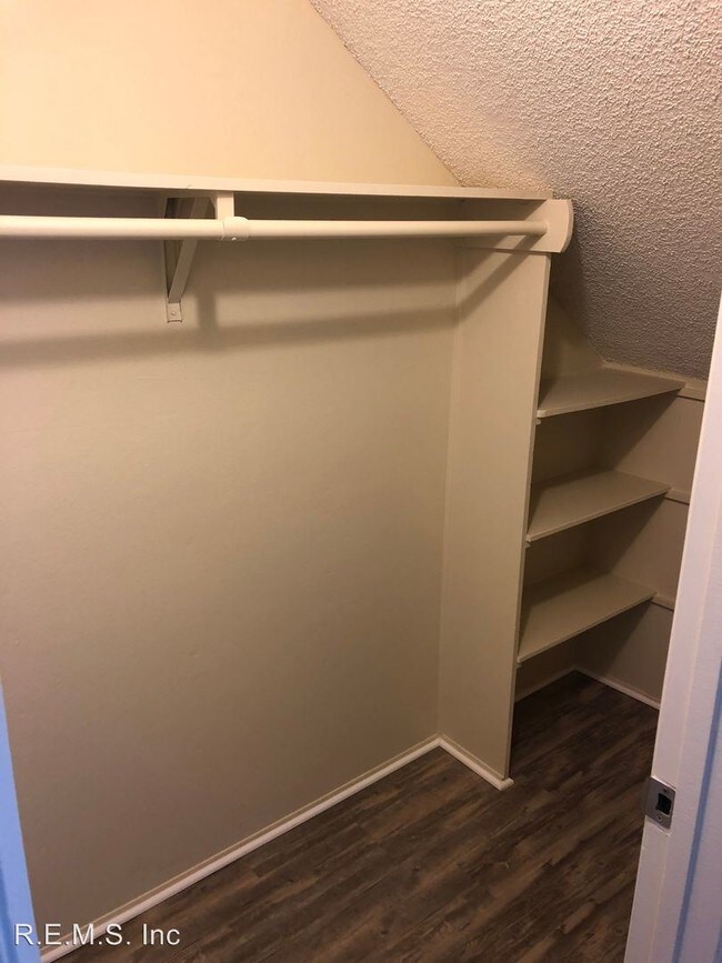 Foto del edificio - 1203 166th St