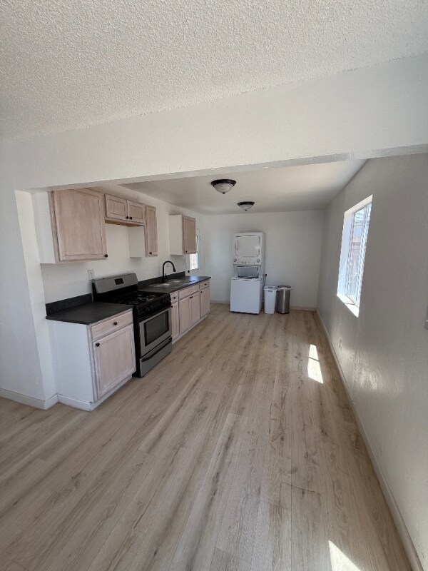 Foto del edificio - 5345 W Ave L8