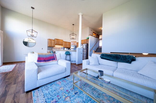 Foto del edificio - 18904 Inca Ave