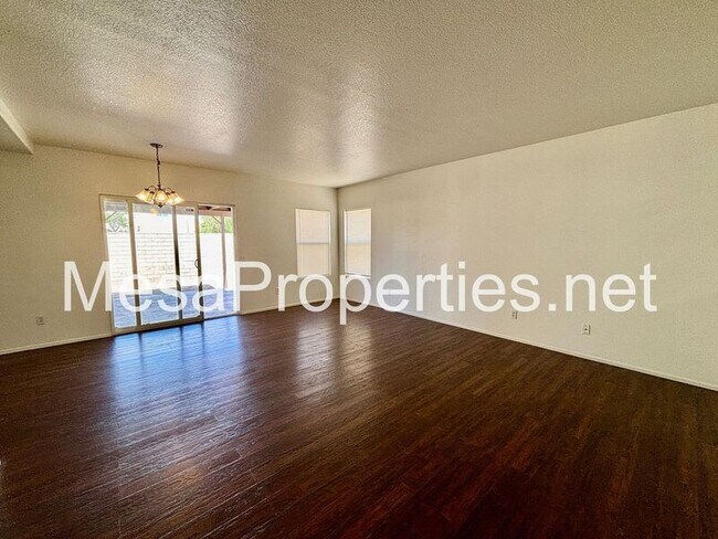 Building Photo - 15083 Brown Ln