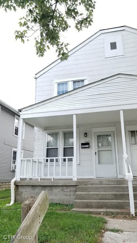 Primary Photo - 2657 Sullivant Ave