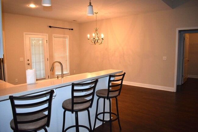 Building Photo - 441 Serenity Ave