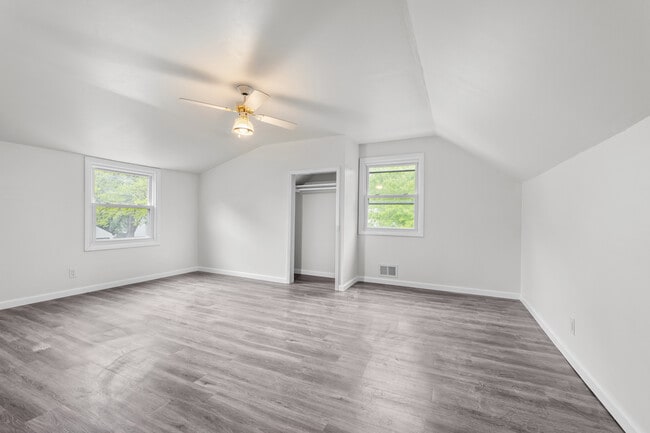 Building Photo - 5820 N 29th St