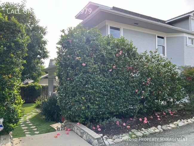 Building Photo - 1251 Garfield Ave