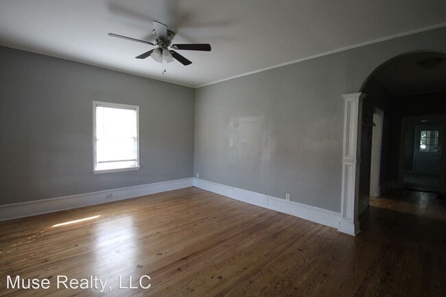 Building Photo - 3 br, 1 bath House - 226 S White Street