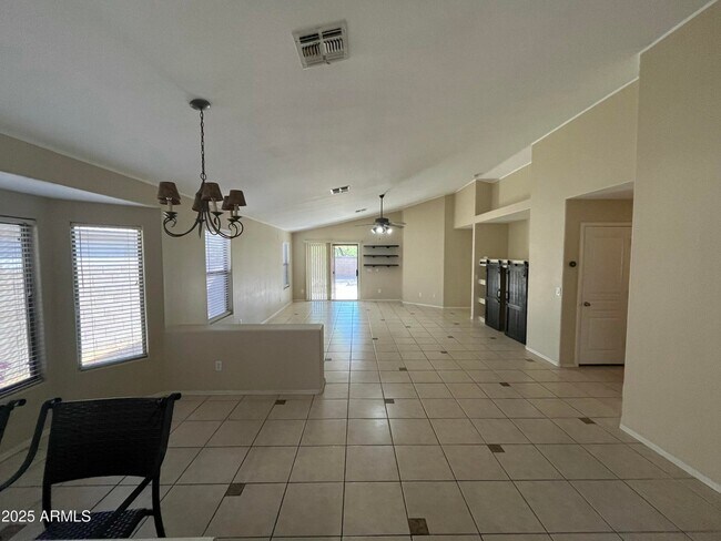 Foto del edificio - 23824 North 22nd St