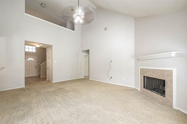 Building Photo - 12419 Iris Hollow Way