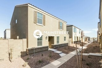 Building Photo - 3921 S 82nd Dr