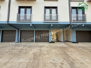 Building Photo - 1323 St Joseph St