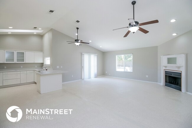 Foto del edificio - 8008 W Tuckey Ln