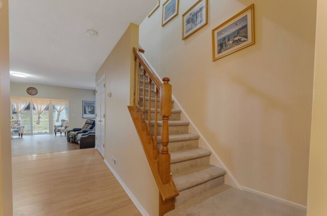 Building Photo - 403 Red Crest Ln