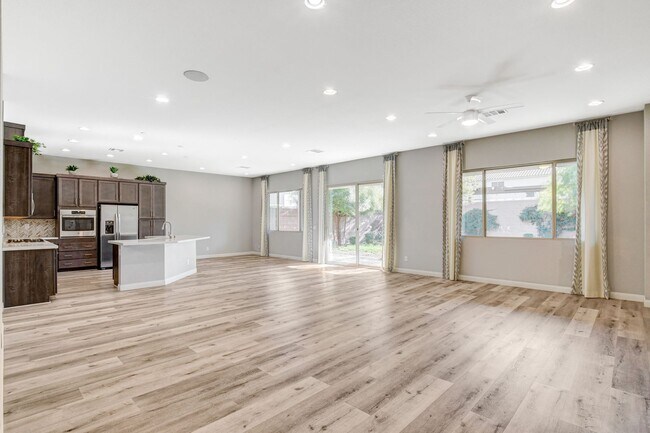 Foto del edificio - Bermuda & Pyle