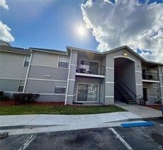 Building Photo - 3705 SW 27th St