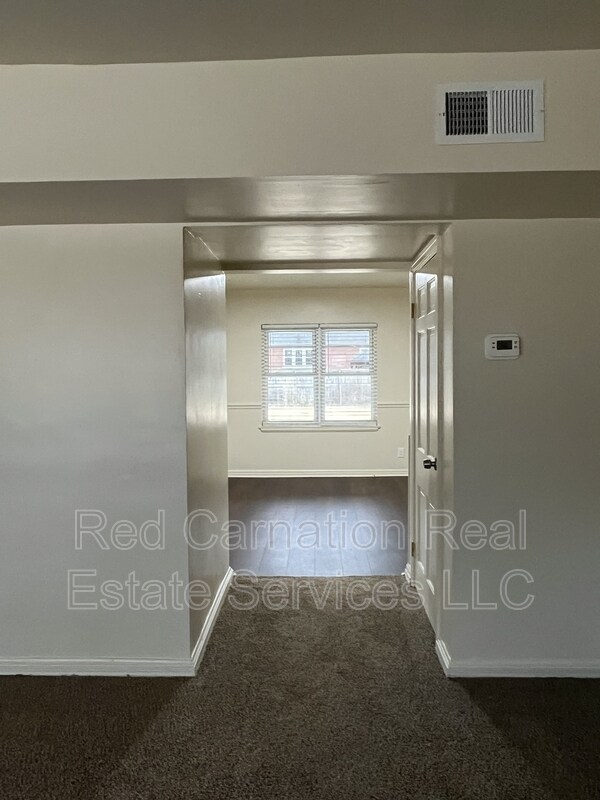 Foto del edificio - 1434 Antoinette Ave