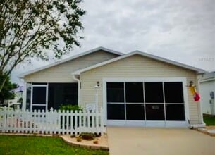 Building Photo - 2802 Salamanca St