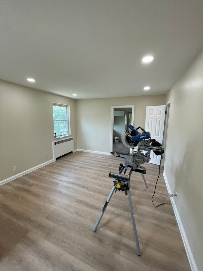 Living room - 1132 Franklin Ave