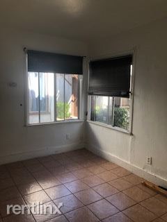 Building Photo - Studio, 1 bath House - 5721 Gage Ave Apt 2W